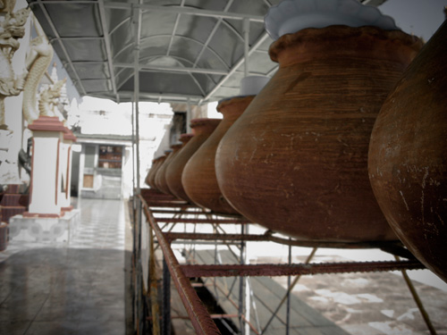 water_pot_1